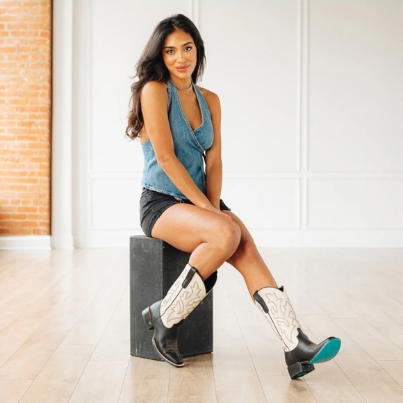 Lane Classic Square Leather Boot Women Size 7.5 Jet Black and Pale Ivory 012026 - Picture 2 of 12